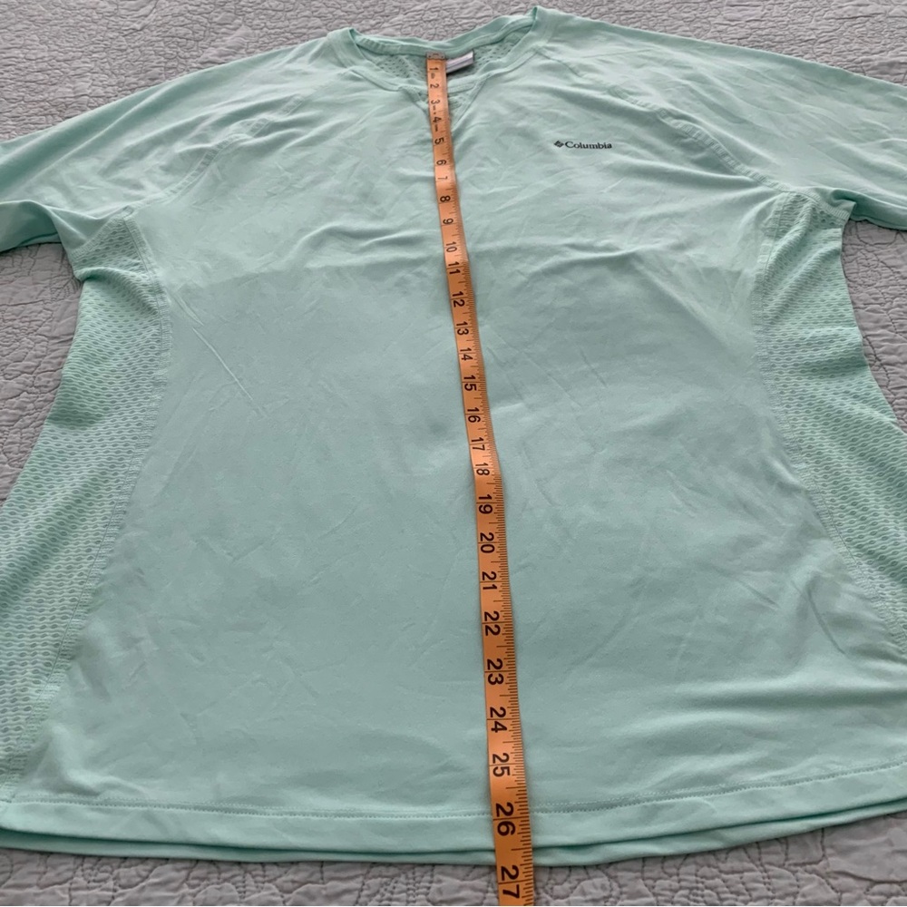 Columbia Women’s Aqua Short Sleeve Performance Shirt Size XL - Picture 7 of 15